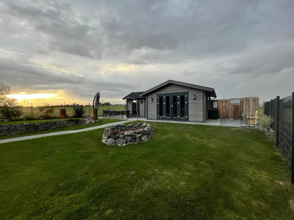 Gartensauna von BHB, Modell Alesund, Ansicht 1 von 8